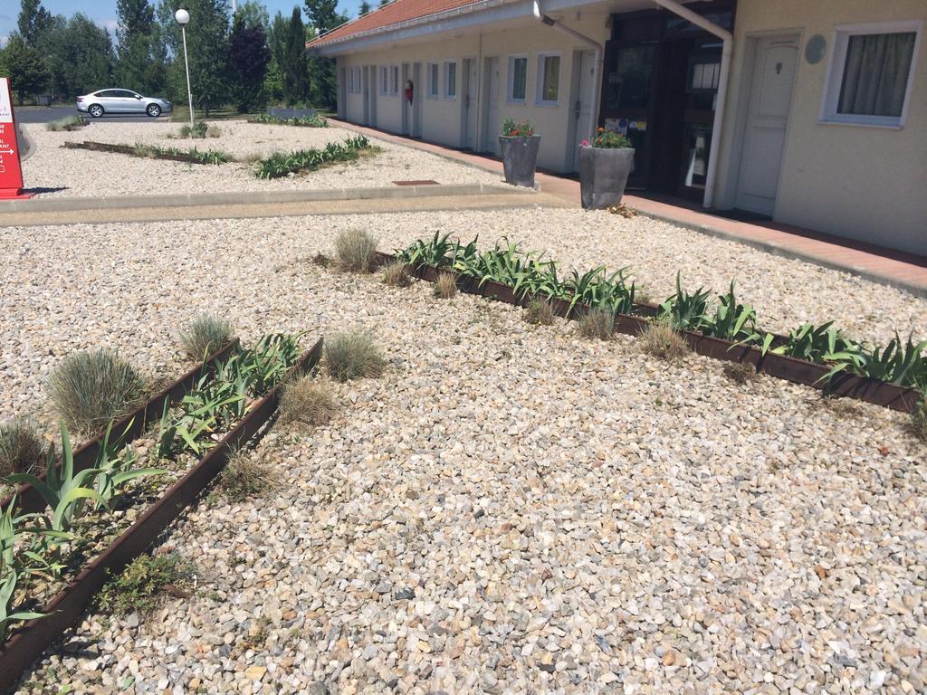 Hotel Evan Lempdes sur Allagnon Εξωτερικό φωτογραφία