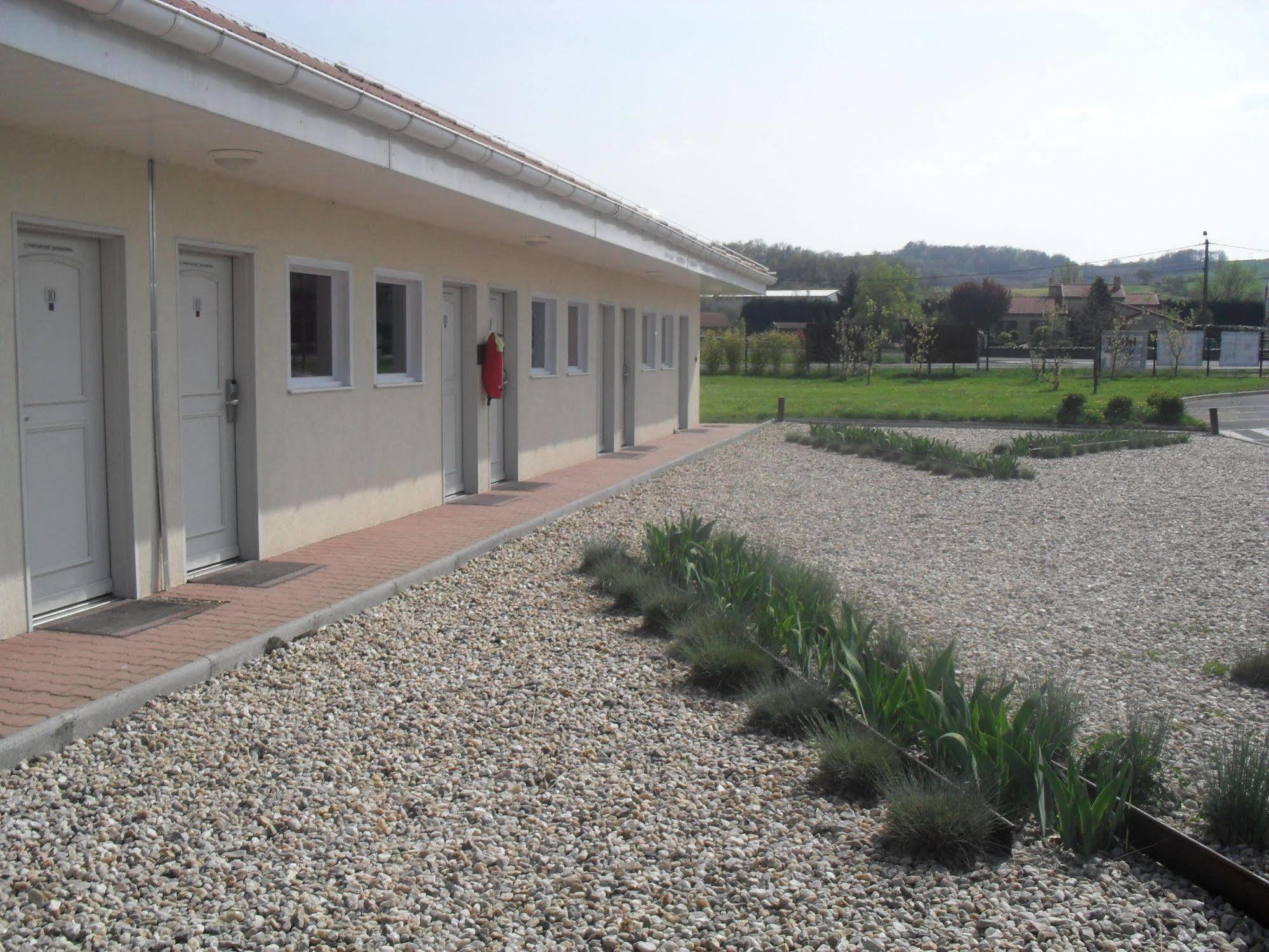 Hotel Evan Lempdes sur Allagnon Εξωτερικό φωτογραφία